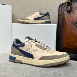 Marque de mode de luxe Designer nouveaux hommes d'affaires et de loisirs chaussures de sport en cuir complet à la main couleur polissage bas haut laçage baskets antidérapantes