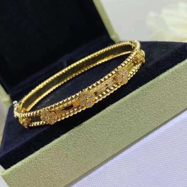 Brand Fashion Van Kaleidoscope Bracelet Femmes Clover Edition étroite Luxury Luxury Rose Gold Buckle High 18K