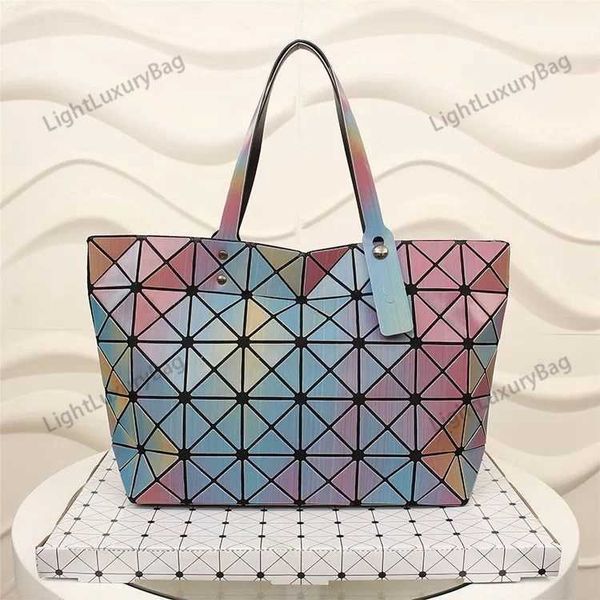 Bolso de hombro plegable con diamantes geométricos para mujer, nuevos bolsos de diseñador con holograma geométrico y asa superior, 230626