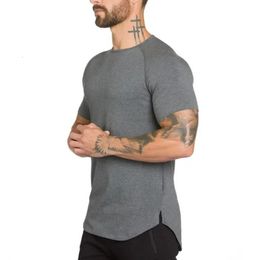 Marque vêtements de sport fitness t-shirt hommes mode étendre hip hop été à manches courtes t-shirt coton musculation muscle t-shirt homme 240321