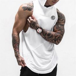 Merk Gyms Kleding Fitness Mannen Top met Hooded Mens Bodybuilding Stringers Tank Tops Workout Singlet Mouwloos Shirt Y201015