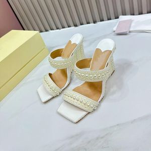 Brand High Heel Fashion Designer femme Pearl Decoration Party Robe Slippers New Female Luxury Comfort Leather Pumps Footwear
