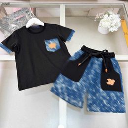 Merk kinder trainingspakken Denim baby T-shirts set Maat 110-160 CM zomer Splicing ontwerp korte mouwen en denim shorts 24Feb20