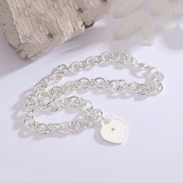 Merk Liefde Hart Luxe Designer Charm Hanger Ketting voor Vrouwen Meisjes Zoete Mooie Diamant Kristal S925 Zilveren Link Chain Choker kettingen Armbanden Sieraden