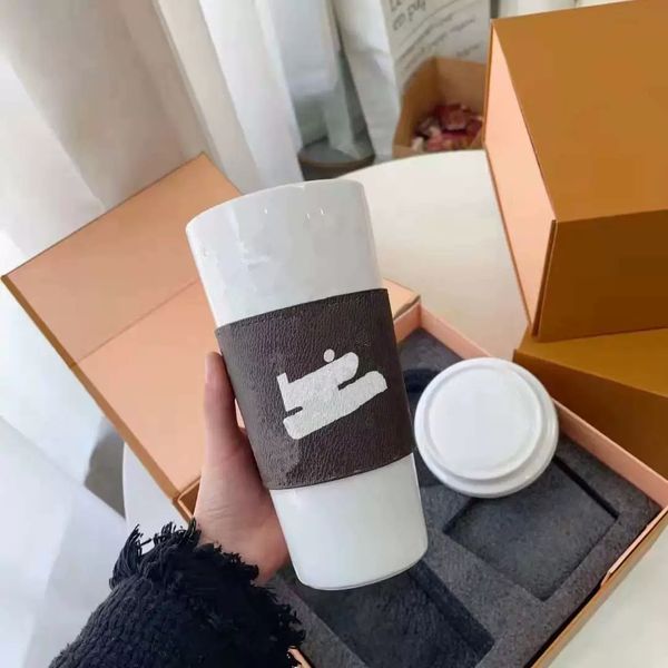 Marque de luxe Dernière tasse à café de 20,3 oz, de nombreux choix de styles, supporte les amateurs de mode personnalisés, tasse populaire portable intelligente