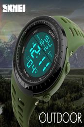 Marque Luxury Mens Sports Watchs Dive 50m Digital LED Watch Men Men Men Fashion Casual Electronics Wrists Monnor