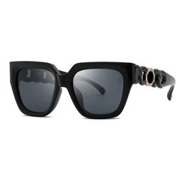 2022 Mode Zonnebril Man Vrouw Goggle Strand Zonnebril UV400 7 Kleur Optionele Top Kwaliteit Zonnebril Mannen Sunglasse Voor Vrouwen met Doos