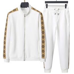 Marque Hommes Survêtements Sweatshirts Costumes Hommes Survêtement Piste Sweat Costume Manteaux Homme Designers Femmes Vestes Sweats À Capuche Pantalons Sweat Sportswear