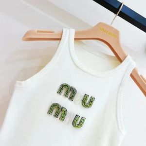 Marque Mivmiv Top Womens Clothes T-shirt miui Designer Femmes Sexy Halter Tops Party Crop Y2k Top Broidé