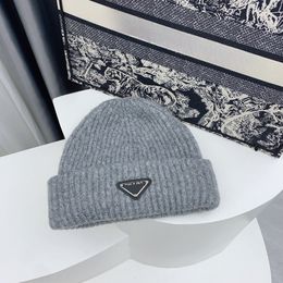 Chapeau tricoté de marque en cachemire, coupe-vent chaud d'hiver pour hommes et femmes, chapeau froid de styliste, nouvelle collection