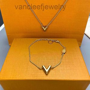 Merk ketting hanger ontwerper mode sieraden man cjeweler brief vergulde gouden sier ketting voor mannen vrouw trendy tiktok hebben kettingen