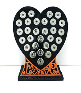 Le tout nouvel affichage de bouton instantané de 18 mm se tient à la mode Black Acrylique Heart avec lettre Interchangeable Bijoux Display Board6304430