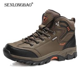 Marca Autunno All'inizio dell'inverno Uomo Uomo Outdoor Sneakers impermeabili Lavoro Uomo Caviglia Desert Boots Scarpe da trekking Y200915
