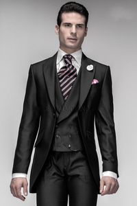 Brand New Black Groom Tuxedos Peak revéron de pic GroomsMen Mens de mariée Style Homme Veste Blazer 3 pièce costume (veste + pantalon + gilet + cravate) 866