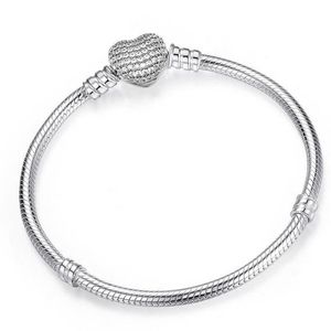 Gloednieuwe luxe sieraden Pure 925 Sterling Silver Pave White Sapphire CZ Diamond Gemstones Heart Bangle Party Women Snake Chain Bra341D