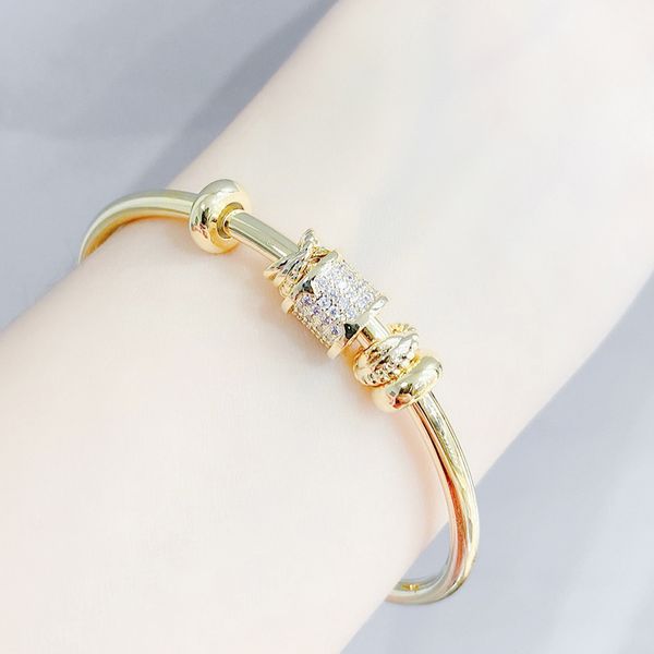 Brand New luxe micro-incrusté de zircon plaqué or 18 carats bracelet ouvert bijoux tempérament coréen femmes haut de gamme bracelet cadeau