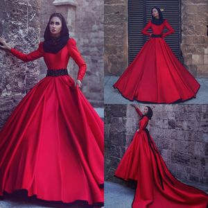 Gloednieuwe Moslim Prom Dress Red Satin High Collar Lange Mouwen Baljurk Avondjurken met Afneembare Sweep Trein