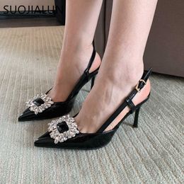 Brands Slingbacks Femmes Sandales Spring Suojialun Fashion Crystal Buckle Ladies Elegant Drass Party Pumps Chaussures Slip on Mujer T