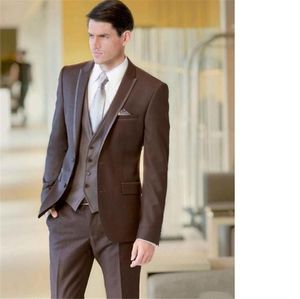 Brand New Two Buttons Brown Wedding Groom Tuxedos Peak Lapel Groomsmen Hommes Costumes Prom Blazer (Veste + Pantalon + Gilet + Cravate) NO: 2098