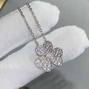 Merk originaliteit Hoge versie Seiko Van 925 Silver Small Clover volledige diamant hanger met zintuiglijke ketting voor vrouwelijke sieraden