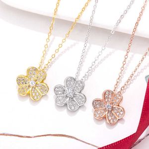 Merk originaliteit van drie bloem ketting prachtige v gold vergulde 18k volledige diamant hanger met kraagketen voor vrouwen sieraden