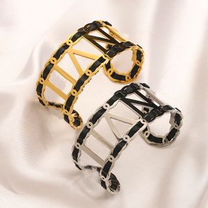Brand Package Concepteur pour femmes Bijoux de style bracelet en acier inoxydable en acier inoxydable en acier inoxydable
