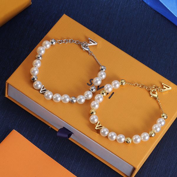 Pulsera de cadena de perlas de marca, pulseras de lujo para mujeres nobles, joyería con letras clásicas, el mejor regalo elegante para mujeres