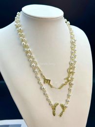 Marca Collares pendientes de perlas Collares de diseñador de lujo Colgante Gargantilla Cadena de amor Joyería con letras Accesorios para mujeres
