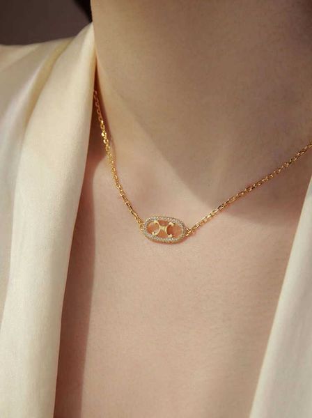 Collar con colgante de marca, chapado en oro, diseño sencillo, collar de diseñador impreso, joyería para mujer Triumph