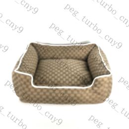 Merk Honden Bedden Benodigdheden Brief Print Huisdieren Kennel Bed Winter Warm Hondenkennels Pennen Twee Kleuren3257