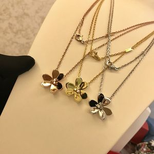 Marque Pure 925 Bijoux En Argent Sterling Pour Les Femmes 3 Feuille Fleur Collier Fleur Pendentif 60 cm Trèfle Sakura De Noce Collier Q0531