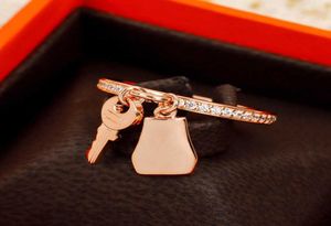 Merk Pure 925 Sterling Silver Jewelry for Women Key Lock Rings Rose Gold bruiloft Luxury Brand Betrokkenheid Geometrische ringen9262375
