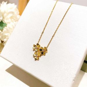 Brand Pure 925 Joyas de plata esterlina para mujeres 3 hojas Neckalce Flower Luck Suck Sakura Wedding Party Collar270c