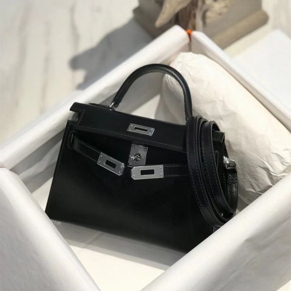 Brand Purse 19cm mini sac à main Femmes de luxe Boîte de sac de luxe en cuir en cuir à la main