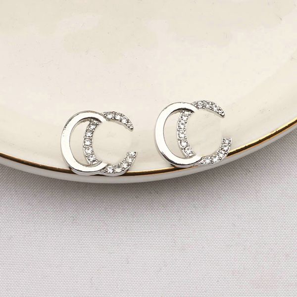 Marque Rétro Couleur Diamant Stud Boucles D'oreilles Designer Boucles D'oreilles Lettres Filles Boucles D'oreilles De Luxe Plaqué Femmes De Noce Bijoux Accessoires Classique