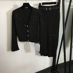 Merk dezelfde stijl twee stukken sets v nek zwarte flora print korte broek empire dames kleding