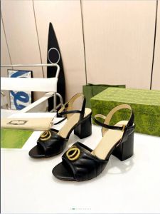 Brand Sandals G Designer Chypre Slippers Sandales en cuir pour femmes talons de pente d'été Taille 35-42 avec boîte