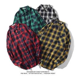 Marca Primavera Autunno Maniche Lunghe Collare di Flanella Corea STILE Camicia Per Gli Uomini Plaid Harajuku Abbigliamento 210708