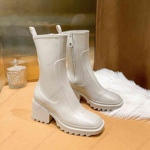 Marque Square Toe Bottes de pluie pour femmes Chunky Talon Semelle épaisse Bottines Designer Chelsea Bottes Dames Rubbe Rain Femme Chaussures G1112