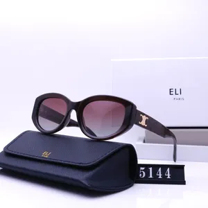 Gafas de sol de marca Gafas de sol de diseño Gafas de sol de lujo de alta calidad para mujer letra UV400 Diseño ovalado Gafas de sol de viaje con hebra de arena Caja de regalo 4 estilos muy bonitos