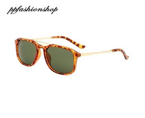 Lunettes de soleil de marque pour dames UV Protection Designer Femmes Femmes Classic Sun Glasses Full Package7024806