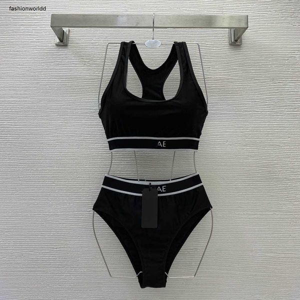 Brand Swimwear Women Bikini Set Designer Sweins Assume Fashion Logo Two-Piece Suite de maillot de bain sexy Swimming Vacation Girls Girls 2pcs Set avril 02