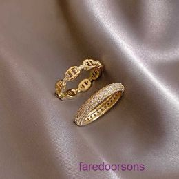 Marca Tifannissm anillos para mujeres tienda en línea Diseñador lleno de diamantes delicado anillo temperamento coreano dedo índice marea roja mujer viento fresco Tener caja original