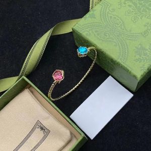 Merk vintage koperen leeuwenbangle armbanden dames luxe charme glanzend roze blauw kristal open bracelet armbandbanden feest sieraden cadeau271m