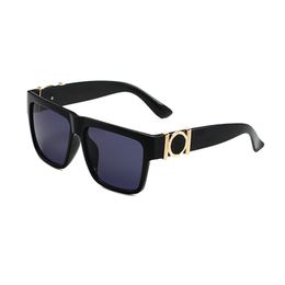 Gafas de sol de diseñador vintage de marca Mujeres cuadradas Retro de lujo Gafas de sol macho Classor al aire libre Oculos de Sol Travel Goggles con bolsas
