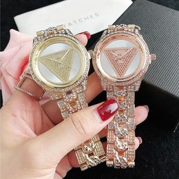 Merk Horloges Vrouwen Dame Meisje Diamant Kristal Driehoek Vraagteken Stijl Metalen Stalen Band Quartz Polshorloge GS 43332F