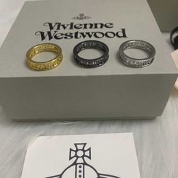 Brand Westwoods Saturns Hollow Ring Advanced Sense personnalisé disponible en ongle à trois couleurs