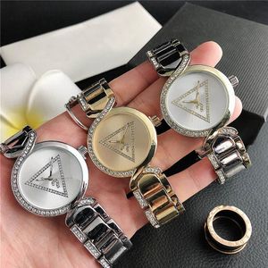 Relojes de pulsera de marca para mujer y niña, reloj de cuarzo con esfera de estilo triangular de cristal y banda de metal de acero GS25205A