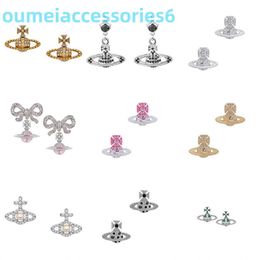 BrandDesigner Western Empress Dowagearring Stud Stun Saturn Fashion Love Light Light Versatile Bouticoles d'oreilles de banlieue