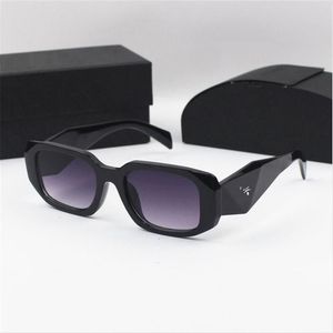 Lunettes de soleil de créateurs de marque en plein air les lunettes de soleil fashion lunettes de soleil pour femmes Men Eyewear en option Signature triangulaire Gafas Para El Sol de Mujer